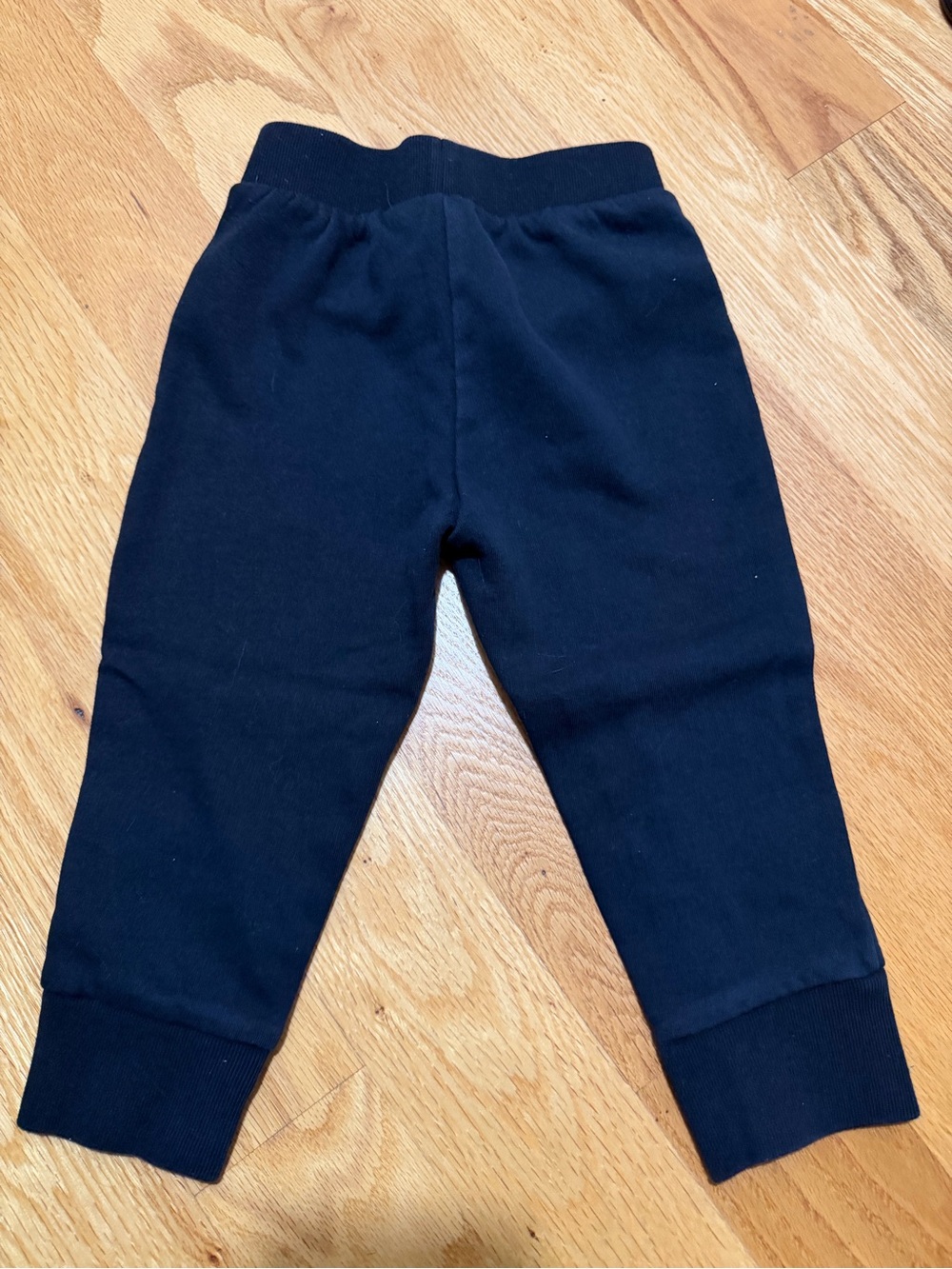 Classic Gap Sweatpants - Picture 4 of 4